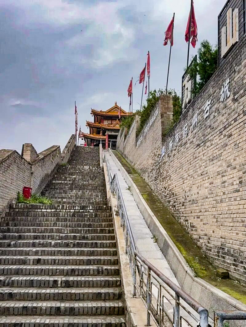 1763912201105673.jpg 19aaff1bb9adb3f.jpg